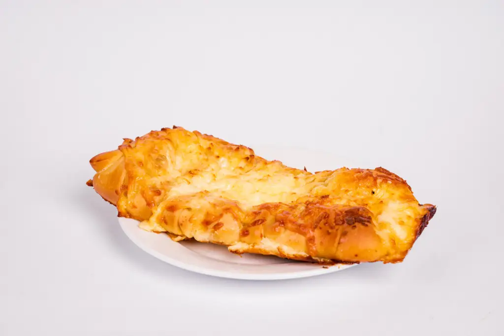 🥖 Pan de Queso y Tocino 28 cm